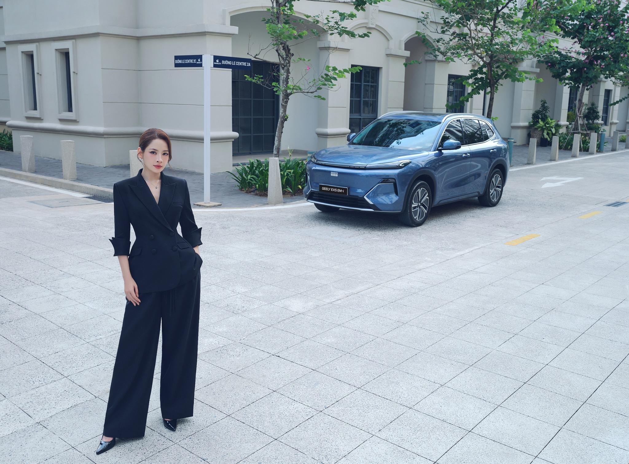 Geely Việt Nam & Chi Pu
